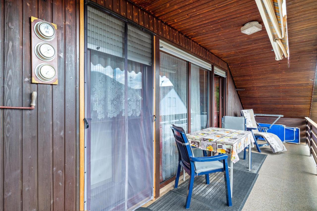 Haus Guenter Und Valeria Apartment Gossersweiler-Stein Екстериор снимка